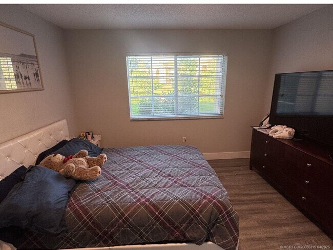 Building Photo - 3765 NW Mediterranean Ln