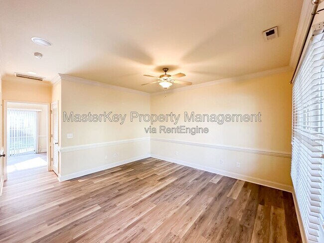 Building Photo - 205 Old Grove Ln