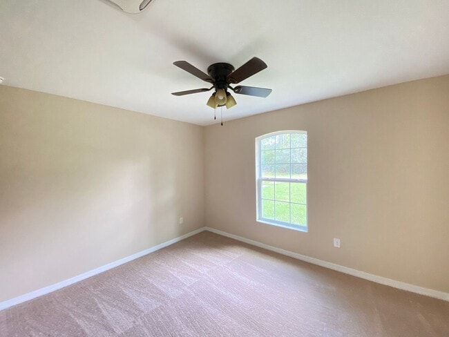 Building Photo - 6110 SW 154th Lane Rd