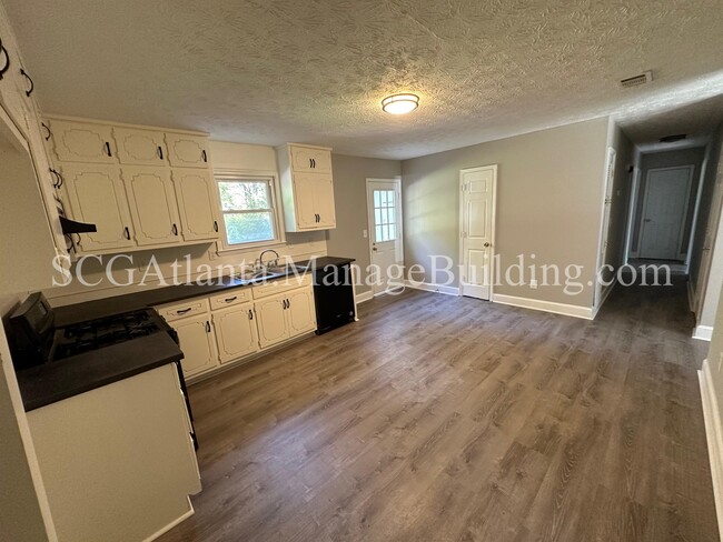 Building Photo - 972 Walnut Creek Ln