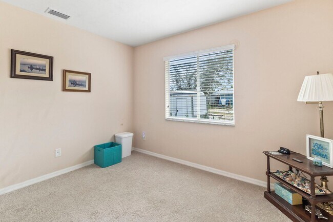 Building Photo - $1,895/month ** Furnished * Annual / Short...