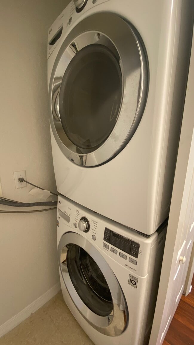 Building Photo - 11029 Legacy Blvd