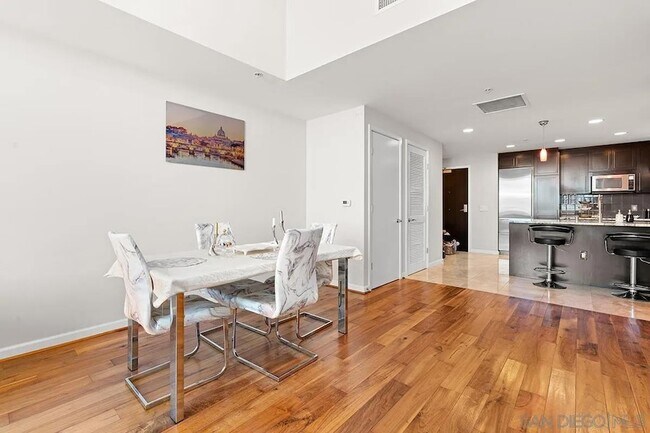 Building Photo - 1262 Kettner Blvd