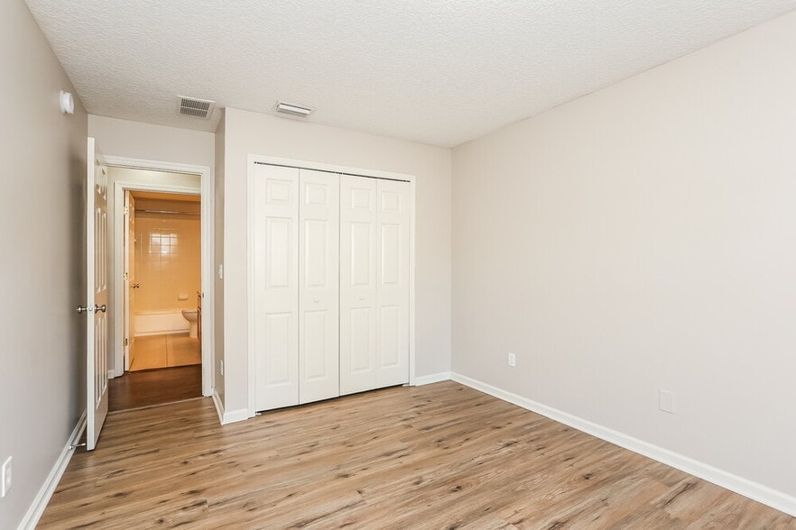 Building Photo - 535 Misty Morning Ct