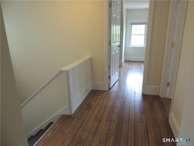 Building Photo - 382 Winthrop Ave