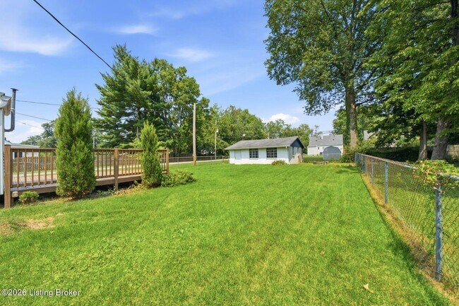 Building Photo - 535 Harris Pl