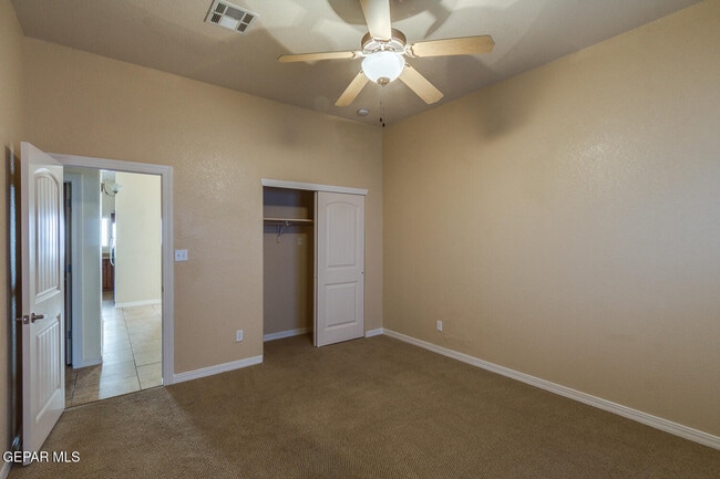 Building Photo - 5505 Ignacio Frias Dr