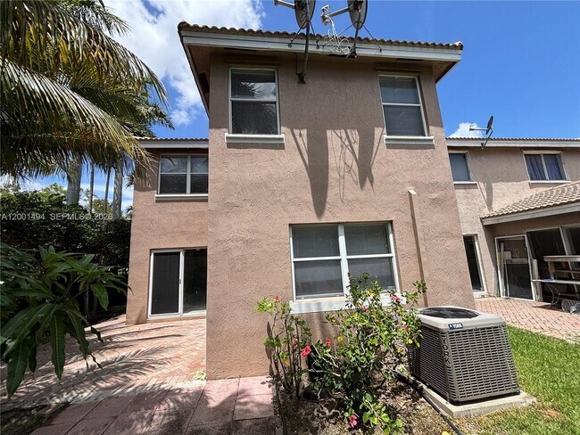 Building Photo - 5450 NW 94th Terrace