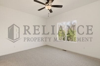 Building Photo - 5301 N Pinecrest Ct