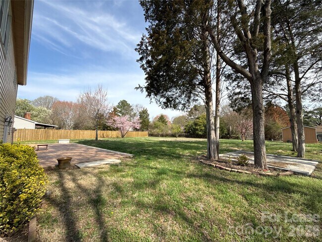 Building Photo - 7318 Connan Ln