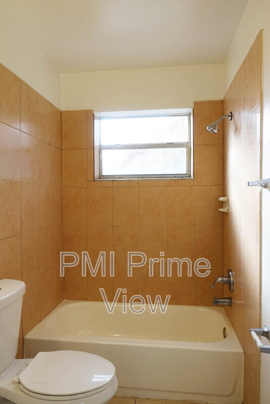 Building Photo - 7331 NW 37th St