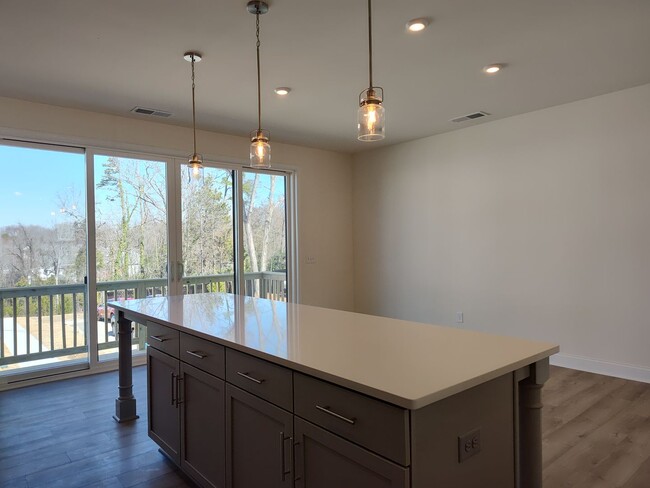 Building Photo - Beautiful Pristine, move-in ready Townhome...