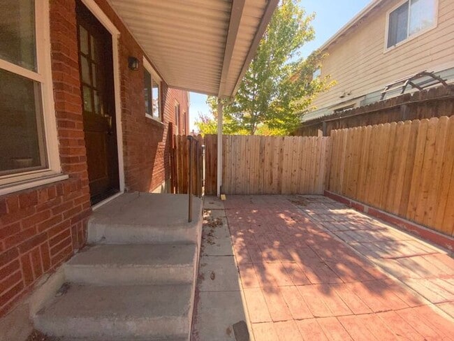 Building Photo - Fabulous Reno Historical House - Charming ...
