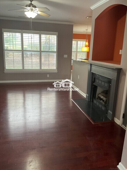 Building Photo - 15406 St Christopher Ct