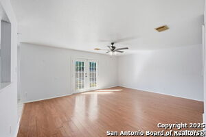 Building Photo - 535 Centro Hermosa