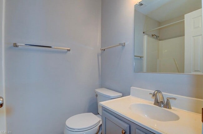 Building Photo - 435 Wayman Ln
