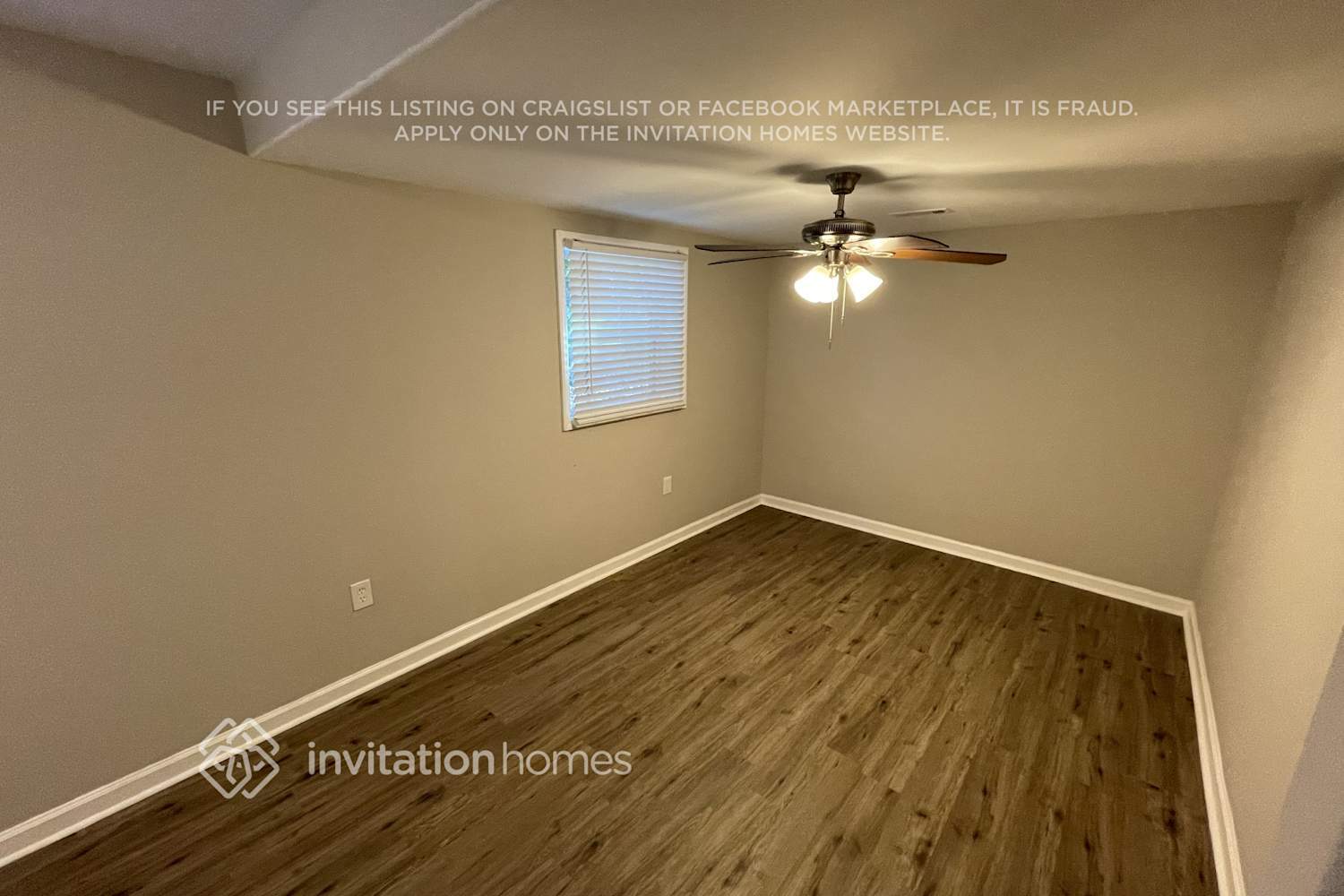 Building Photo - 406 Meadowview Dr