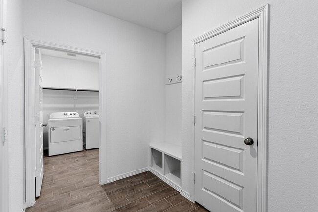 Building Photo - 9658 Caney Trails Rd