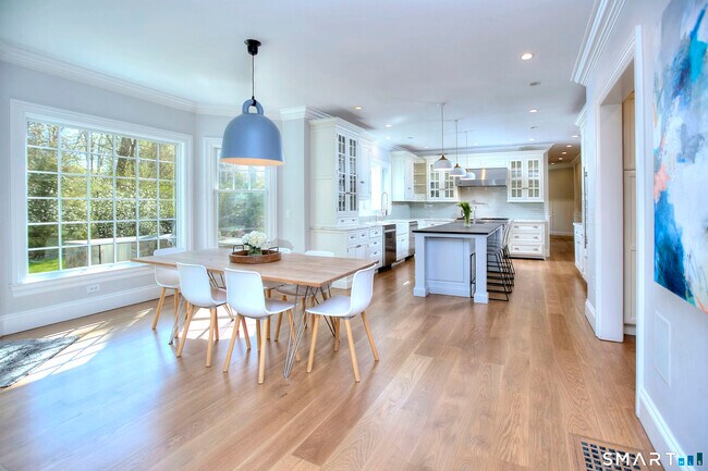 Building Photo - 46 Burr Farms Rd