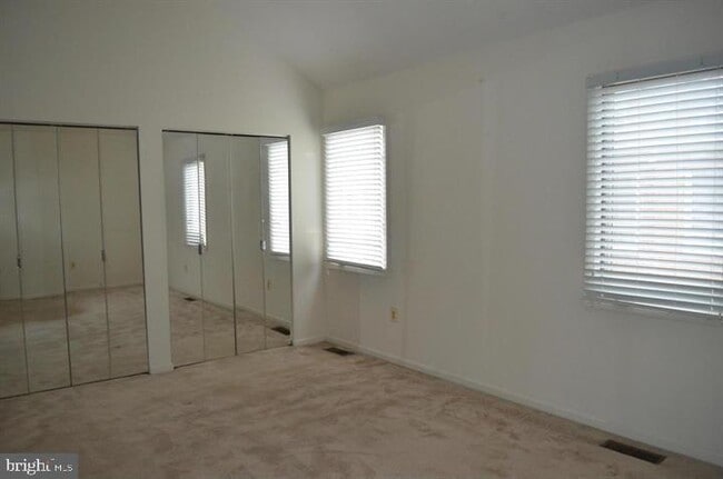 Building Photo - 1409 Templeton Pl