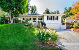 Building Photo - 4643 Cerrillos Dr