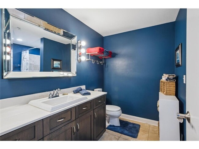 Building Photo - 1829 Park Ave