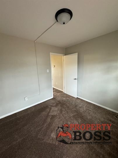 Building Photo - 25 W 73rd Ave