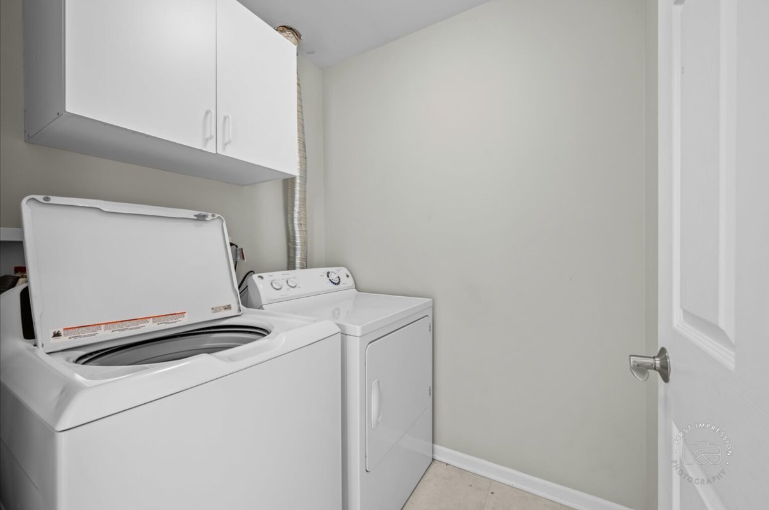 Building Photo - 628 Lincoln Station Dr