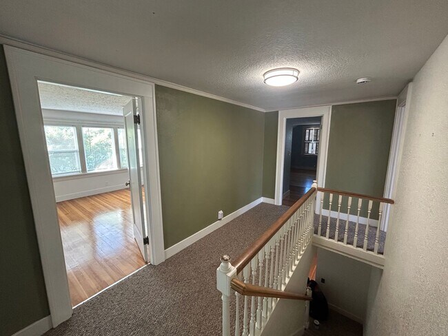 Building Photo - Gorgeous Craft House with Finish Basement ...