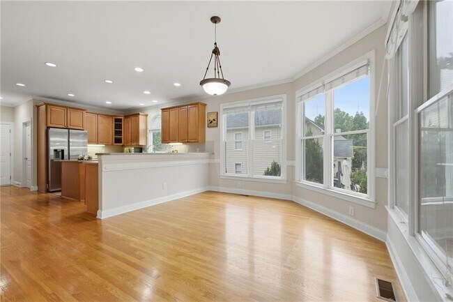 Building Photo - 3561 Carriage Glen Way