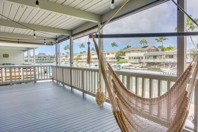 Building Photo - Marina Front Townhome at Kuapa Isle