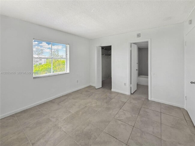 Building Photo - 8260 SW 210th St