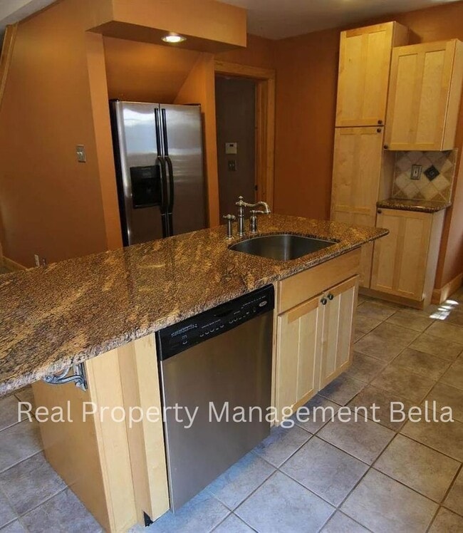 Building Photo - Charming property situated in the highly s...
