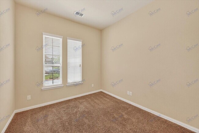 Building Photo - 409 Rossville Dr