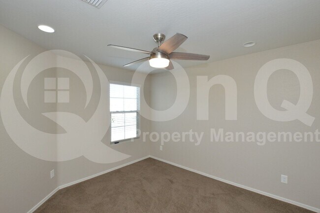 Building Photo - 9677 W Fallen Leaf Ln