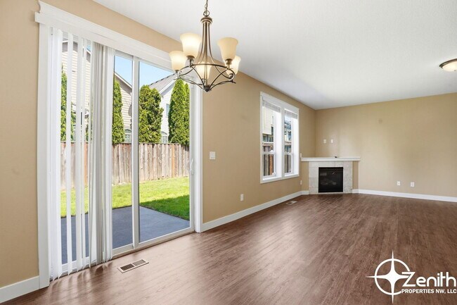 Building Photo - 4608 NE 91st Way