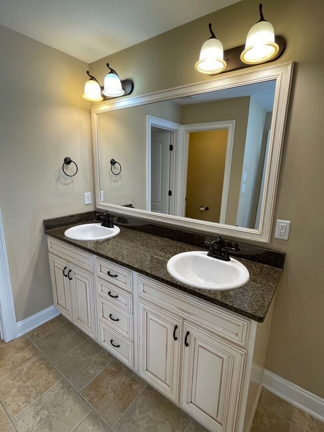 Building Photo - 9506 Berwick Ct