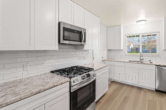 Building Photo - 6405 Friday Cir