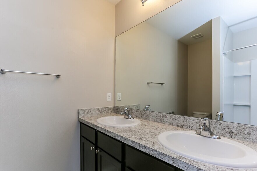 Building Photo - 10125 Geese Trail Cir