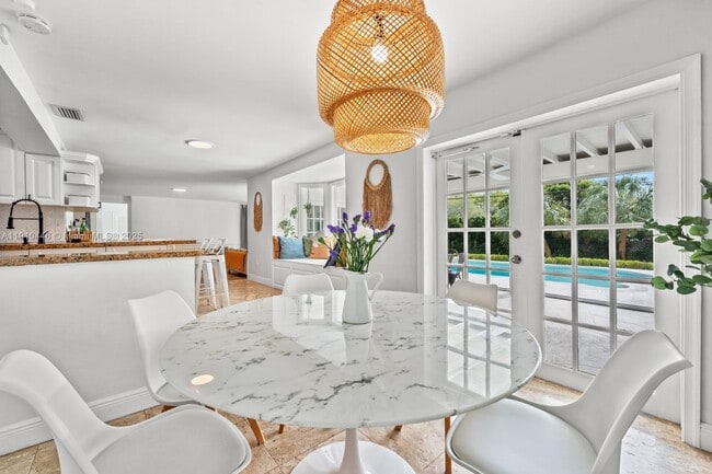 Building Photo - 7300 SW 107th Terrace