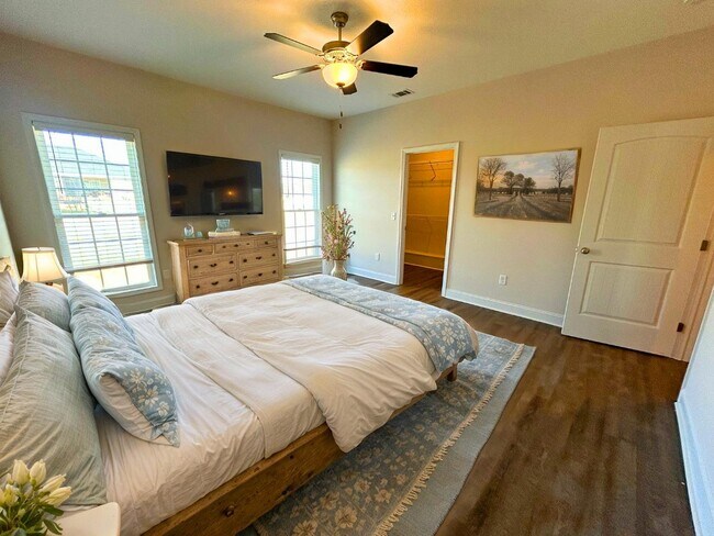 Building Photo - 103 Old Auburn Ln