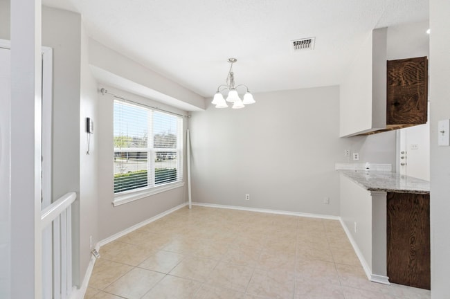 Building Photo - 9706 Autumn Dew