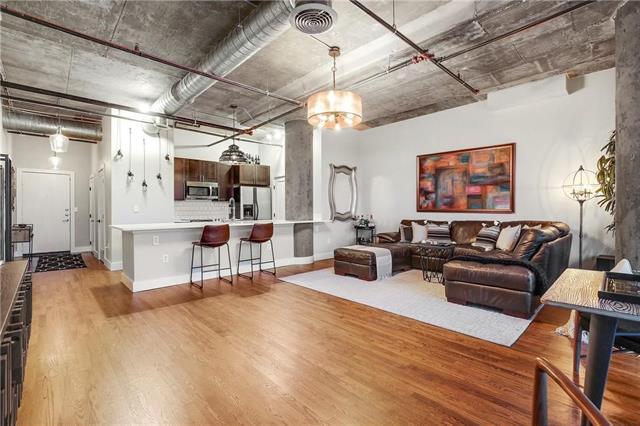 Building Photo - 3110 Thomas Ave