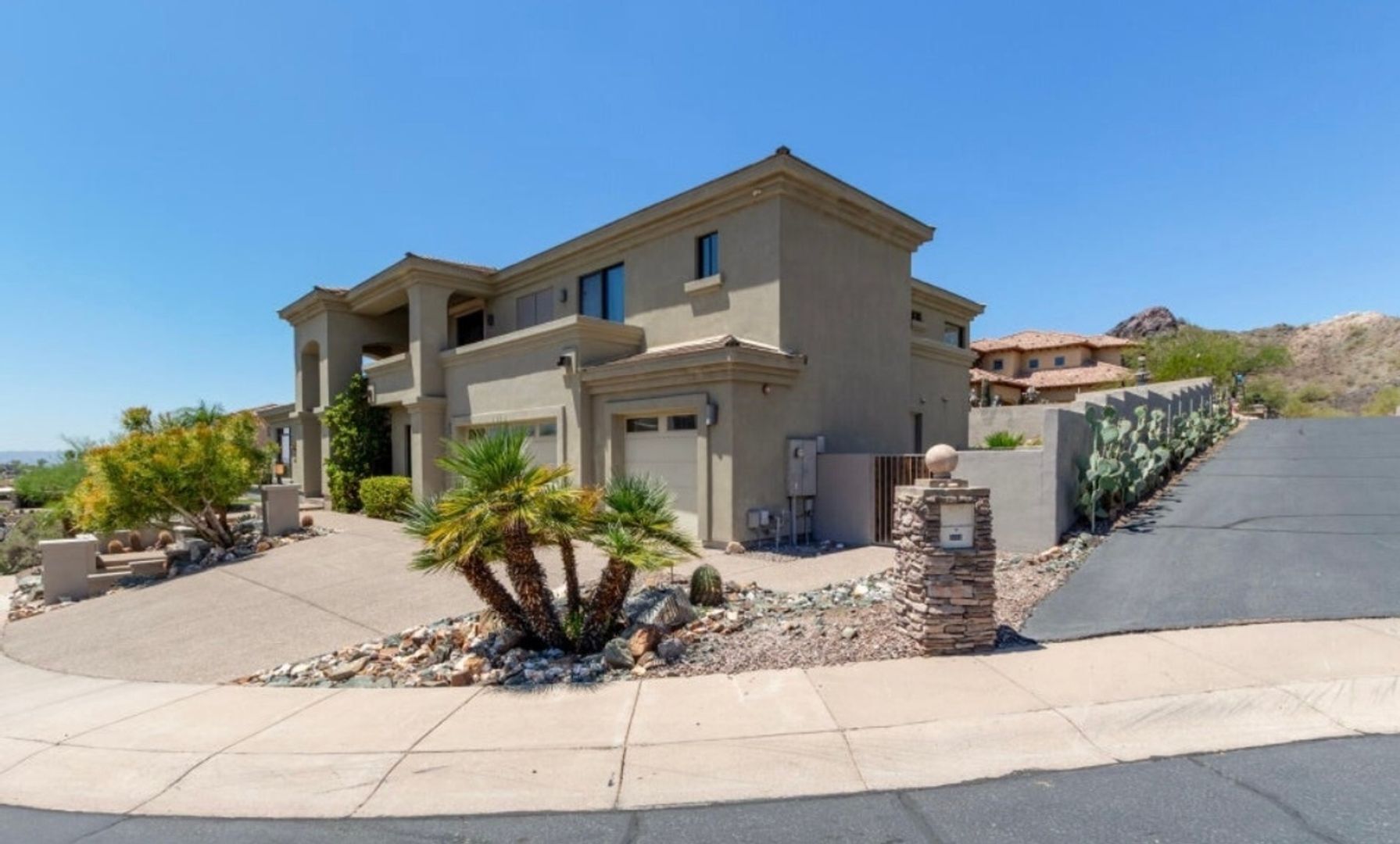 Building Photo - 8614 N 17th Pl