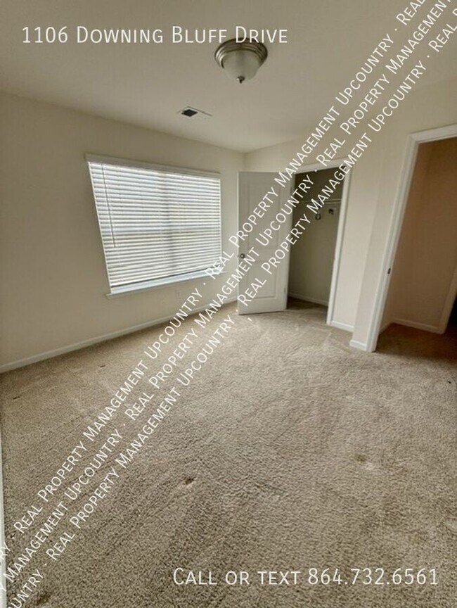 Building Photo - 1106 Downing Bluff Dr