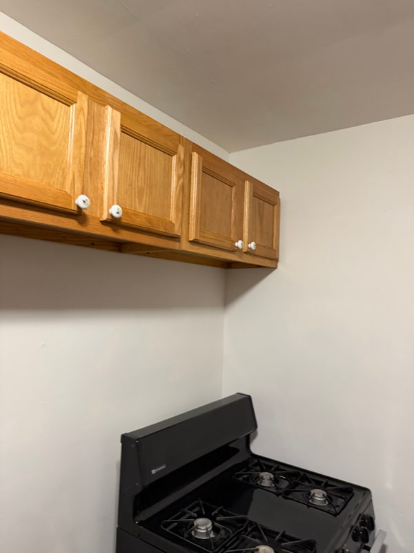 Building Photo - 1428 Hopkins Rd