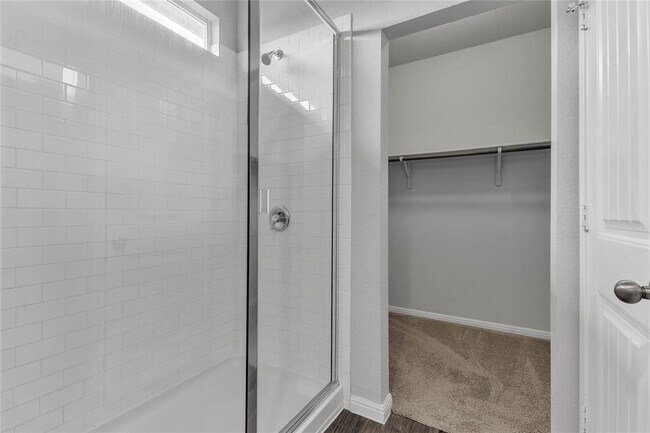 Building Photo - 3311 Brywood Dr
