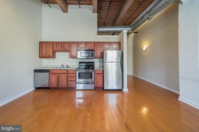 Building Photo - 1010 Arch St