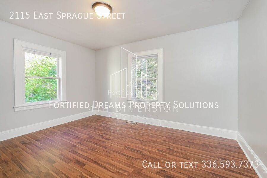 Building Photo - 2115 E Sprague St