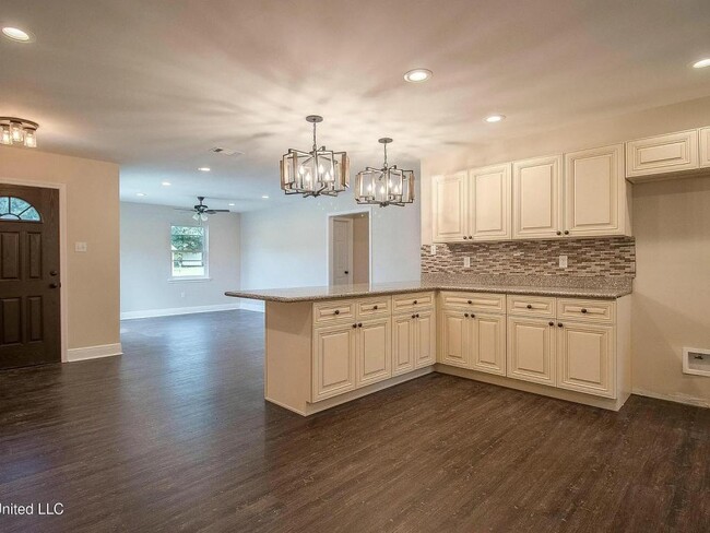 Building Photo - 3508 Nunnally St